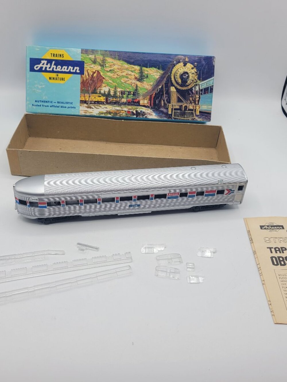Athearn 1839 HO Scale Streamline Observation Passenger Car Amtrak 3339 W/ Box